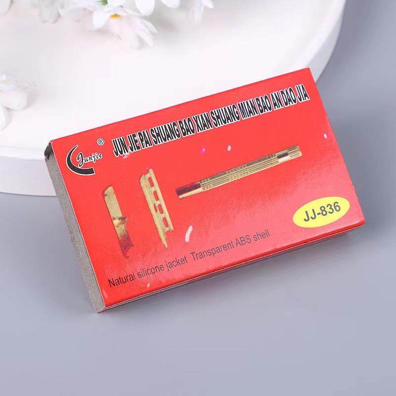 Old-fashioned double-edged razor blades and razor handles, w