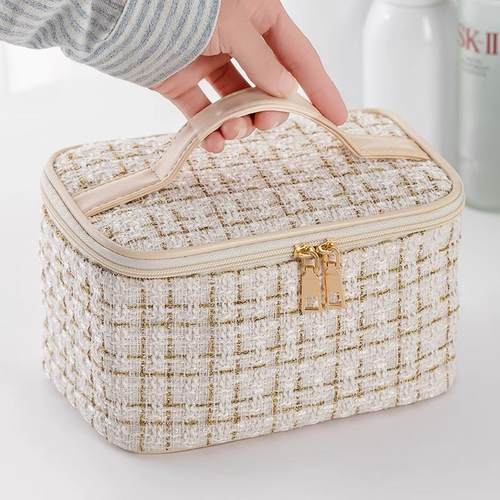 New 2025 Women's Makeup Bag: Chic and Spacious, INS Style Ha