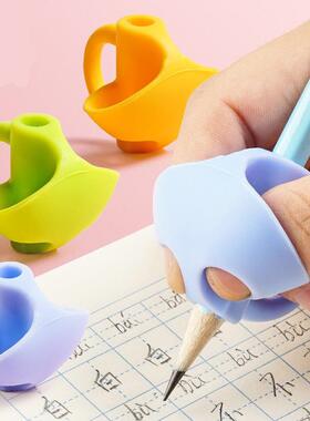 Manufacturer wholesale three-finger grip pen holder for prim