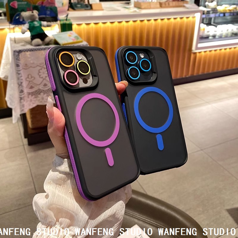 适用苹果16ProMax手机壳双色磁吸iPhone15磨砂肤感magsafe保护套