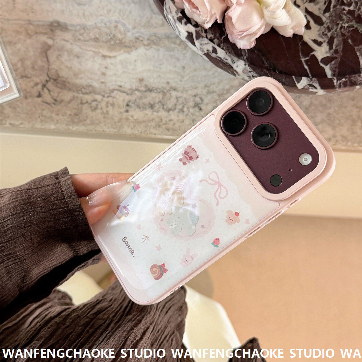 少女粉嫩小动物适用苹果18