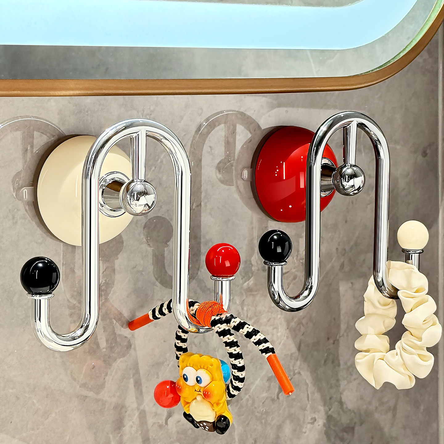 吸盘浴室挂钩免打孔强力承重粘钩卫生间壁挂无痕发圈发箍发圈挂架