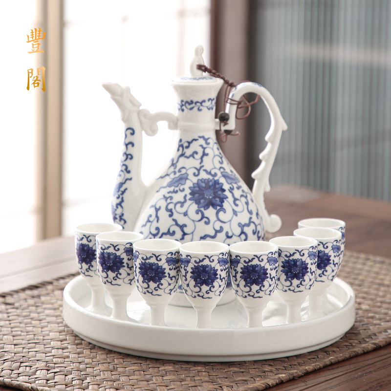 青花瓷白酒杯套装家用仿古景德镇陶瓷酒具中式创意酒壶酒盅分酒器,餐饮具,白酒杯,淘宝优惠券,粉丝福利购,淘宝优惠卷
