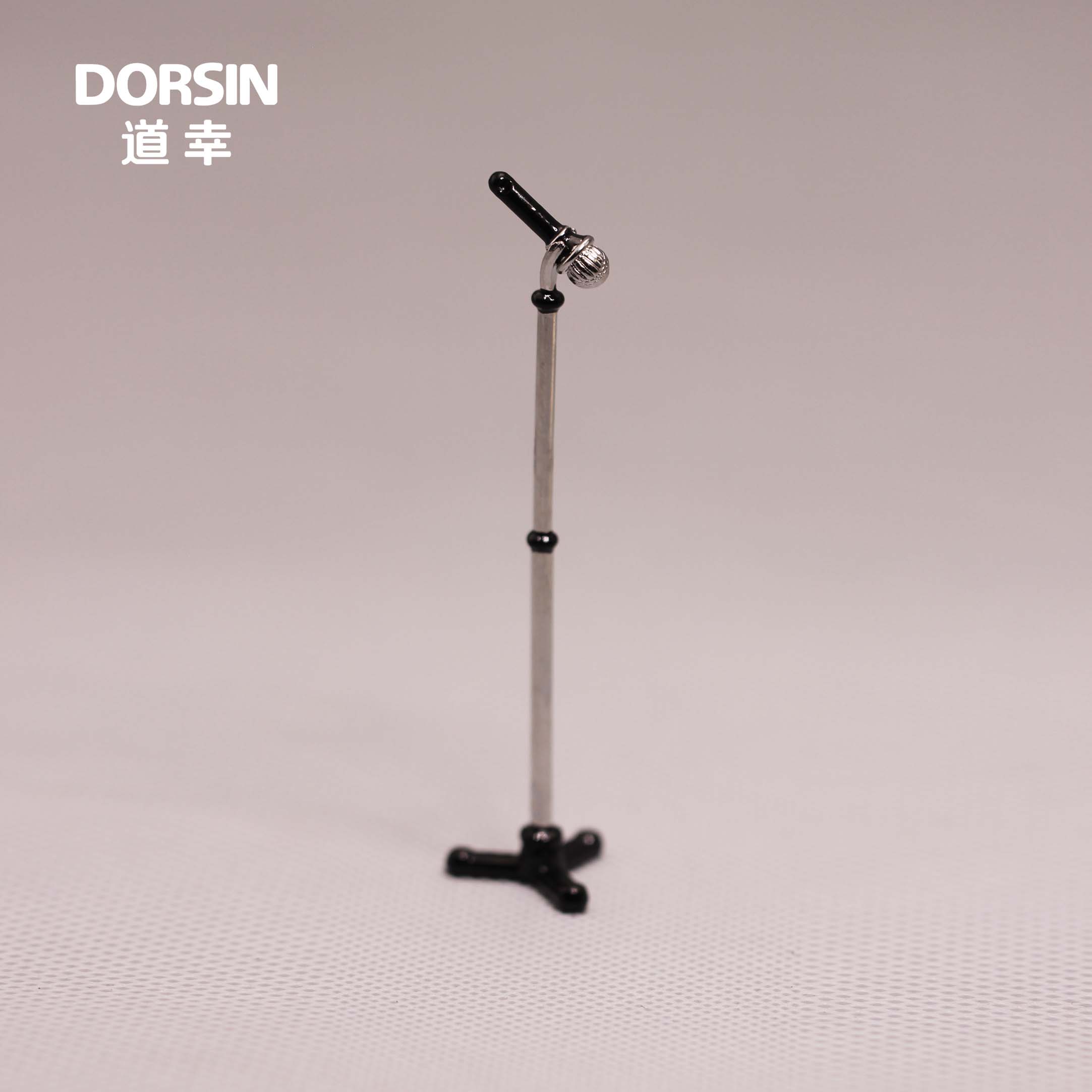 仿真微缩玩具模型 迷你版小号 话筒 麦克风 人偶娃娃手办配件摆件