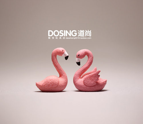 迷你版粉色塑料PVC玩偶摆件模型