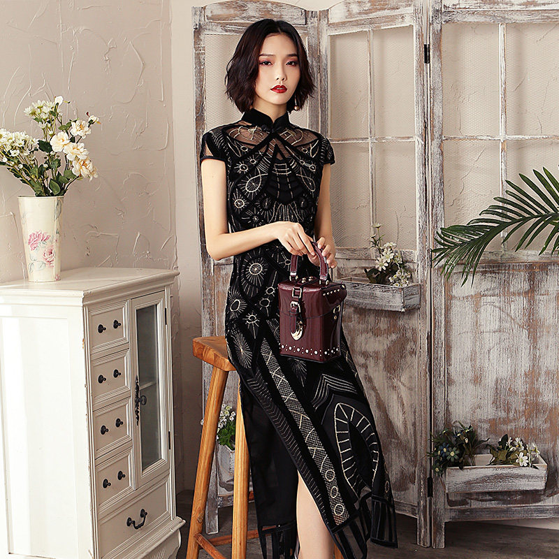 蚀骨旗袍长款女年轻款优雅修身2020改良中国风少女走秀连衣裙性感