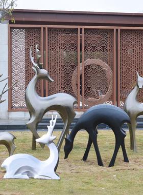 户外大型玻璃纤维彷铜鹿雕塑饰品花园销售部草坪儿童公园动物工艺