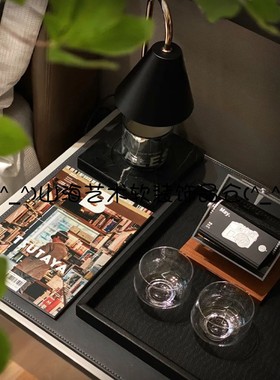 现代样板间书房书桌摄影主题软装饰品相机胶卷工艺品模型