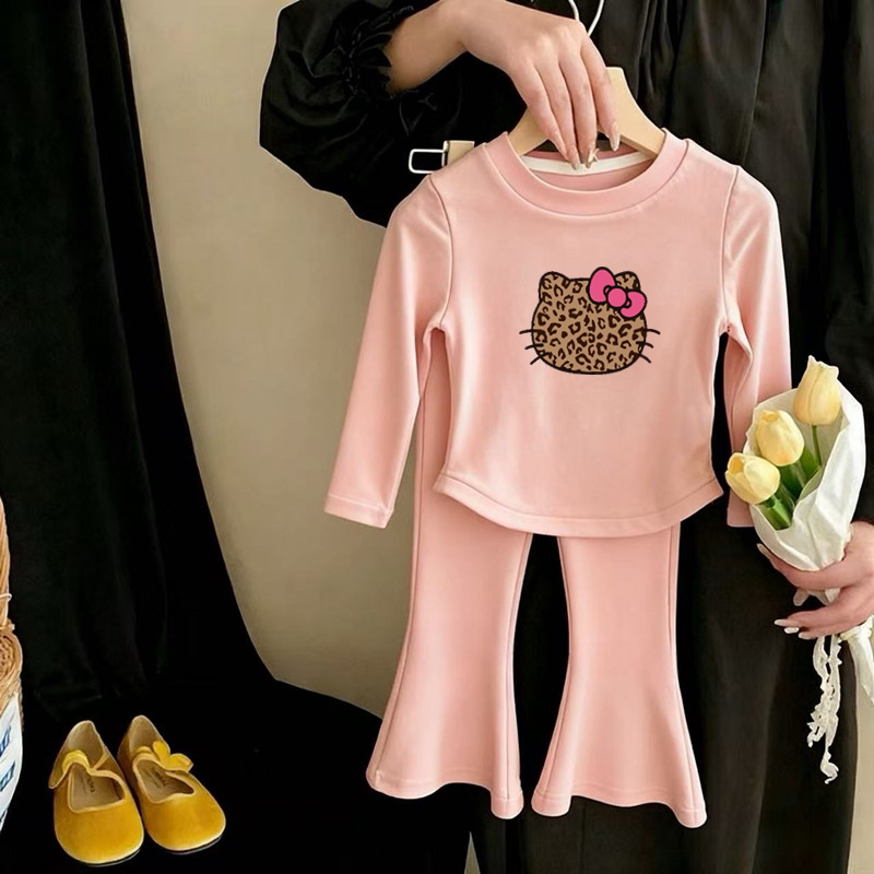 女童长袖套装春秋季新款卡通印花圆领打底衫宝宝洋气百搭喇叭裤潮