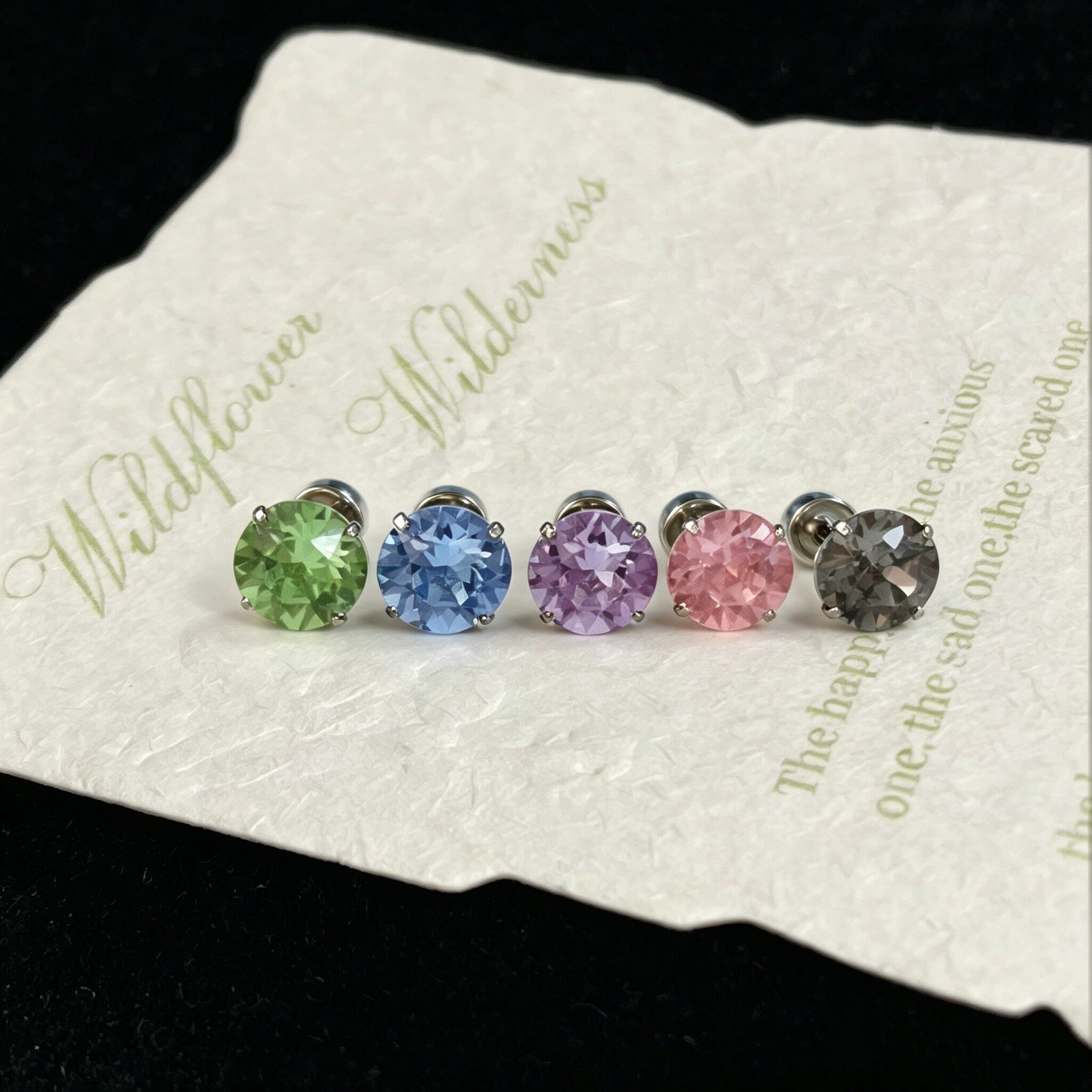 F136钛合金6mm华子耳钉