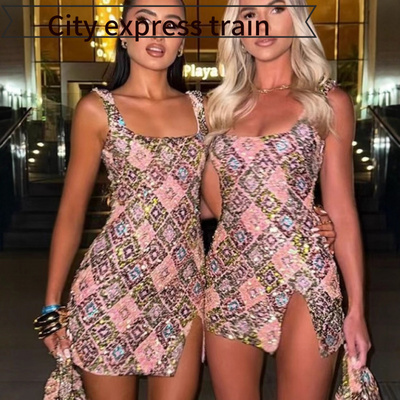 Women'ssequinedembroideredV-ne