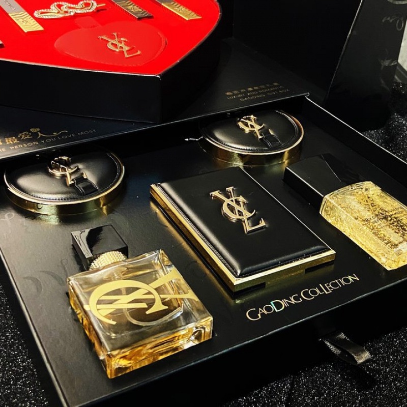 香茜儿礼盒套装520情人节送女友正品生日礼物口红奢金浪漫香水