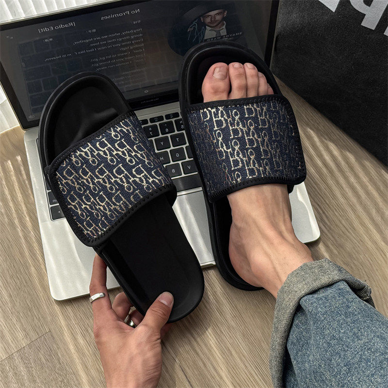 【商场同款】男士拖鞋外穿潮牌高端凉拖鞋2026新款时尚外出男鞋厚