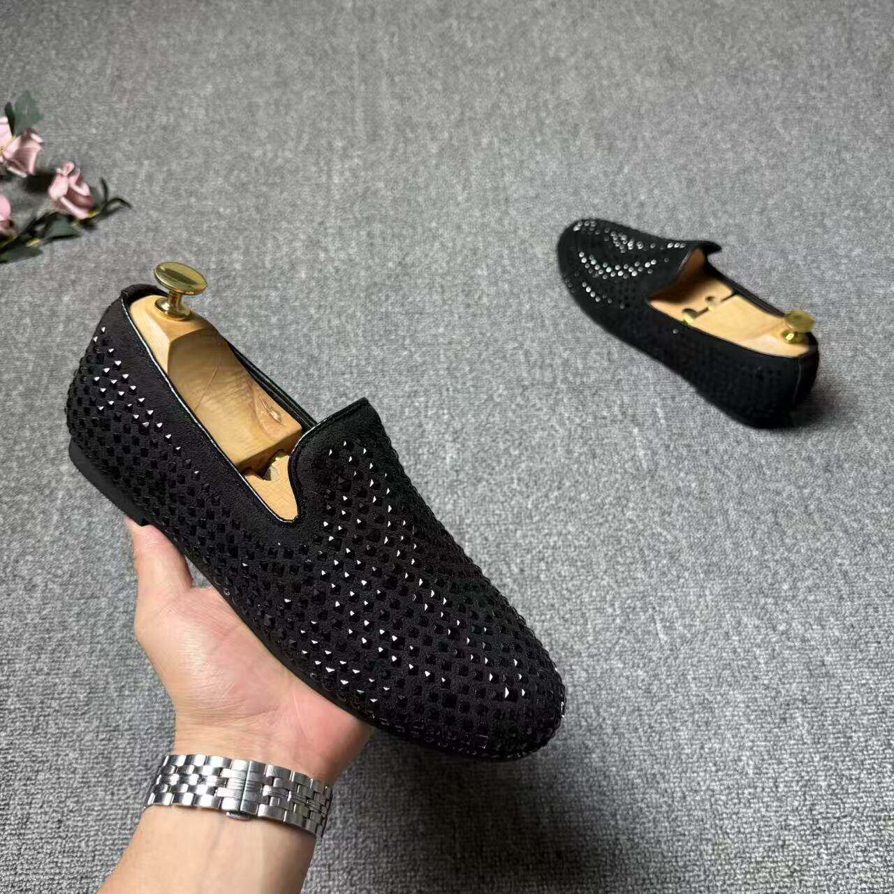 【商场同款】欧洲站2025夏季新款轻奢水钻软底豆豆鞋男士精神小伙