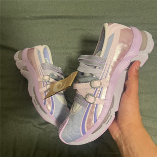 Asics x Kiko Kostadinov x Heaven by Marc Jacobs 压花玛丽珍鞋