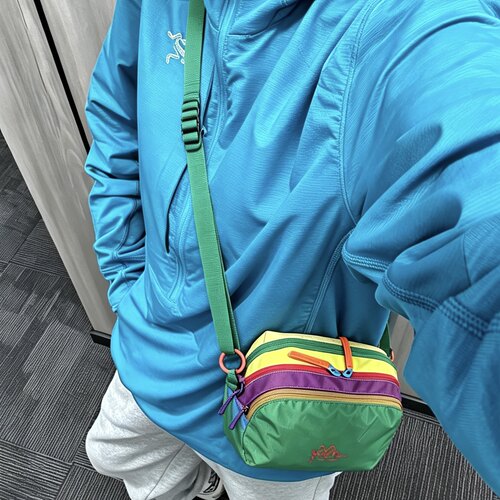 彩虹拼色防水轻便尼龙斜挎腰包