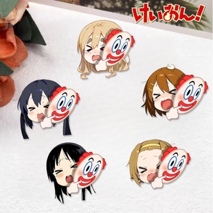 饰品 轻音少女动漫周边可爱胸针平澤唯秋山澪田井中律琴吹紬书包装
