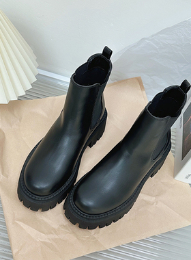 GW800+Madden g*rl原单英伦风圆头厚底切尔西靴大码烟筒短靴女