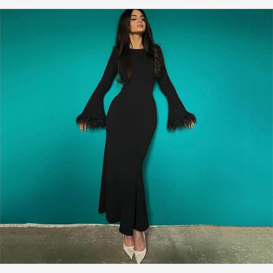 Feather Sleeve Dress 欧美新款黑色圆领羽毛袖口收腰长款连衣裙