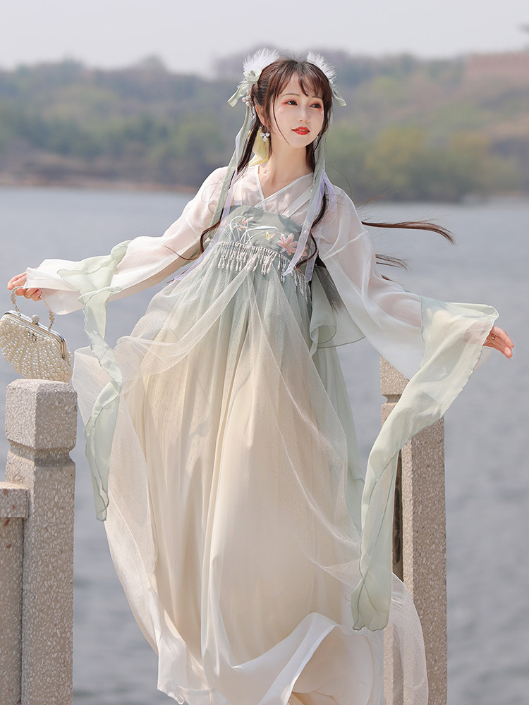 百合姬唐制汉服女正品原创中国风新款仙气齐胸襦裙改良汉元素古装