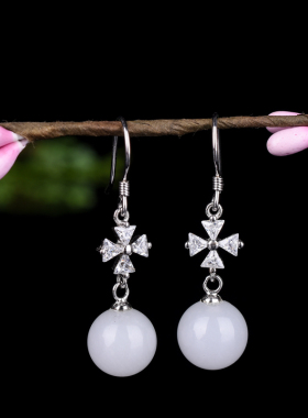 新疆和田玉白玉耳环 网红流行银镶嵌耳坠 热销白玉圆珠球耳饰品