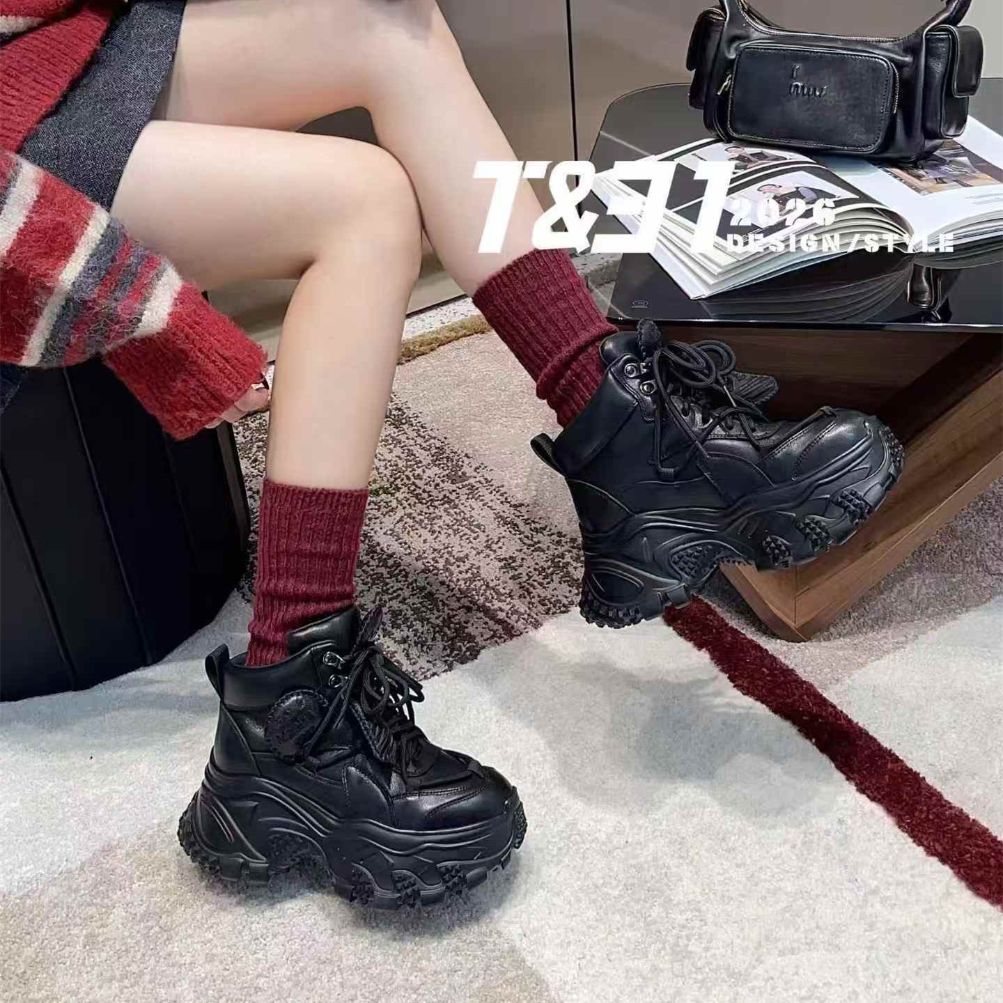 T31女鞋2026秋季新款高帮厚底老爹鞋时髦超轻松糕底休闲鞋8cm增高