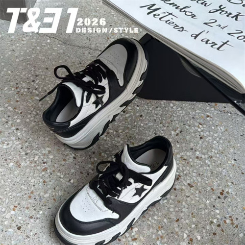 T31女鞋2026秋新款厚底熊猫鞋真皮休闲鞋撞色潮酷星星鞋小白板鞋