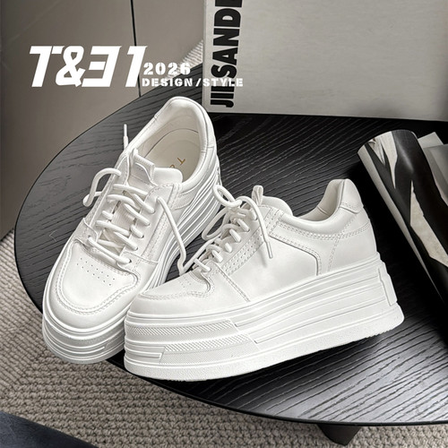 T31女鞋2026秋季新款8cm小白鞋经典厚底松糕鞋显高百搭真皮休闲鞋