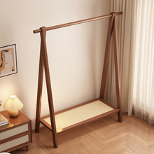 塑藤挂衣架卧室落地2025新款布套衣服置物架非实木简易收纳衣帽架