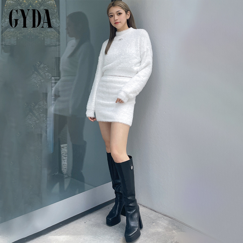 GYDA2024秋冬新品气质感辣妹风金属LOGO毛绒针织上衣女0724626870