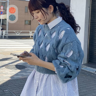 MURUA秋季高端设计感糖果色挖洞镂空短款针织衫上衣女0123526058