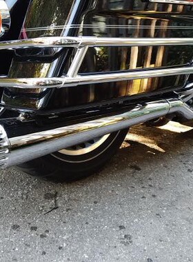 哈雷公路滑翔路王改装超重低音炸街CFR尾段排气 街滑用黑色排气筒