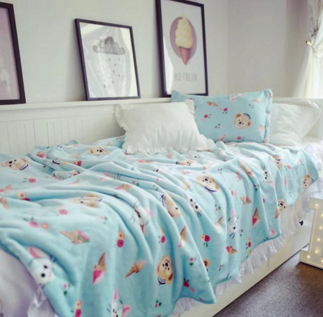 卡通可爱达菲熊枕套床单珊瑚绒空调毯子车用办公室午休盖毯绒毯在类目 床上用品, 休闲毯/毛毯/绒毯中 - 来自Buy2taobao.com提供专业的淘宝代购服务