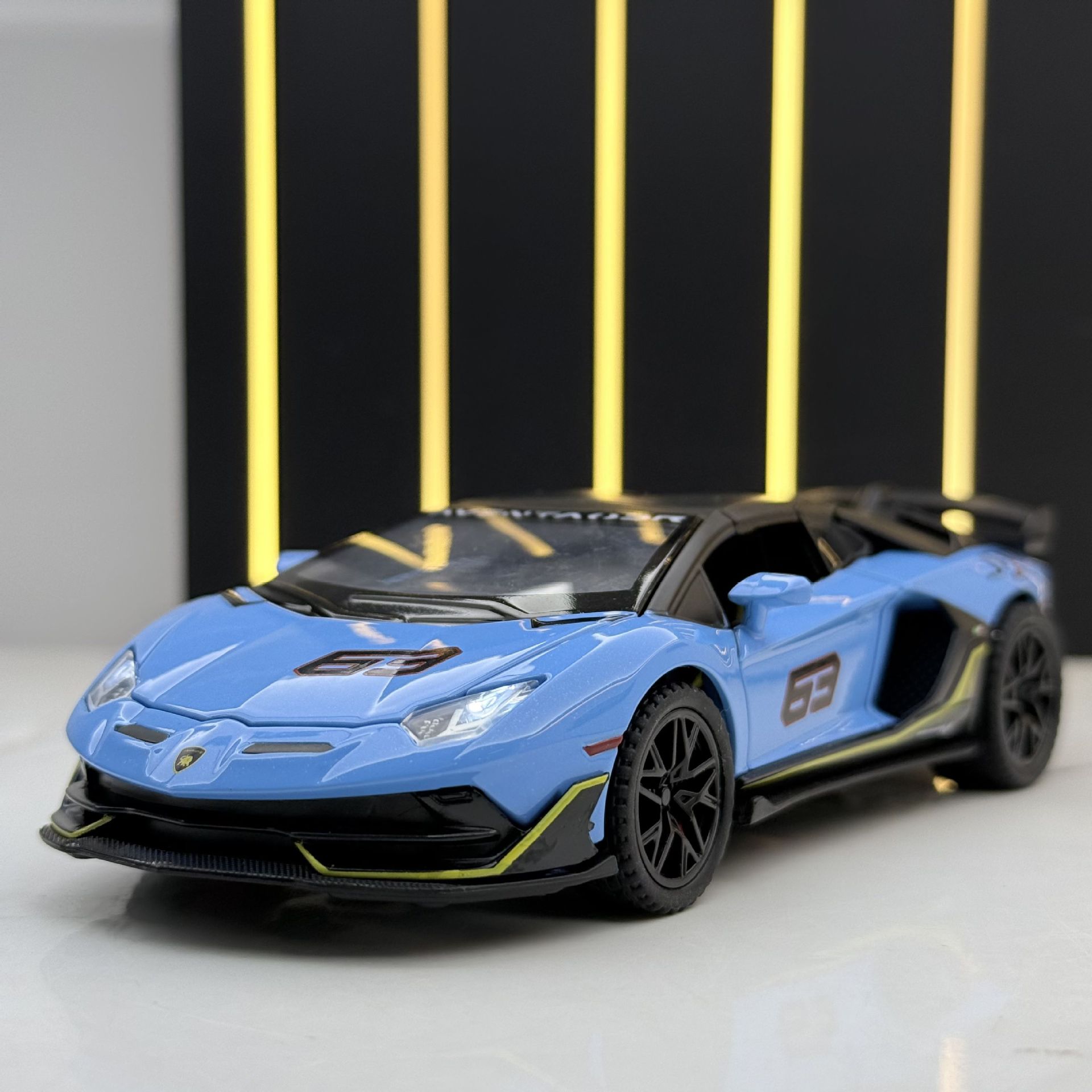 132兰博基尼SVJ63合金汽车模型