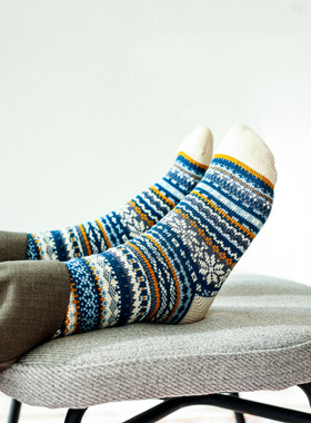 Beeff“冬季雪花”民族风袜子保暖 棉粗针中筒长袜无骨加厚费尔岛