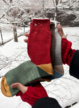 BEEFF男女 彩色碰撞冬日复古保暖中筒袜 混纱工艺 无骨袜尖粗针袜