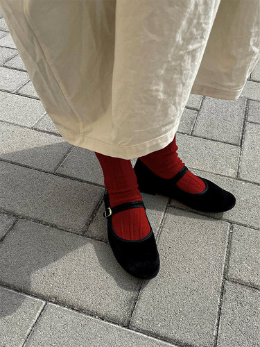 Beeff麻花藤条粗针厚袜