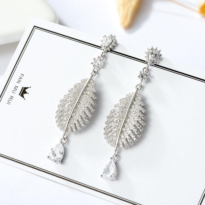 女士羽毛耳环韩版韩国s925银针欧蒂娜网红流行耳饰品,饰品/流行首饰/时尚饰品新,耳环,淘宝优惠券,粉丝福利购,淘宝优惠卷