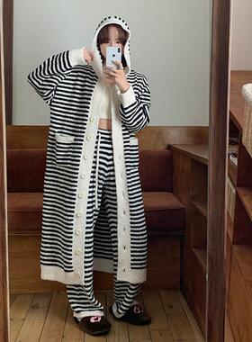 秋冬软绵绵黑白条纹连帽半边绒加厚睡衣家居服睡袍睡袍袍子套装
