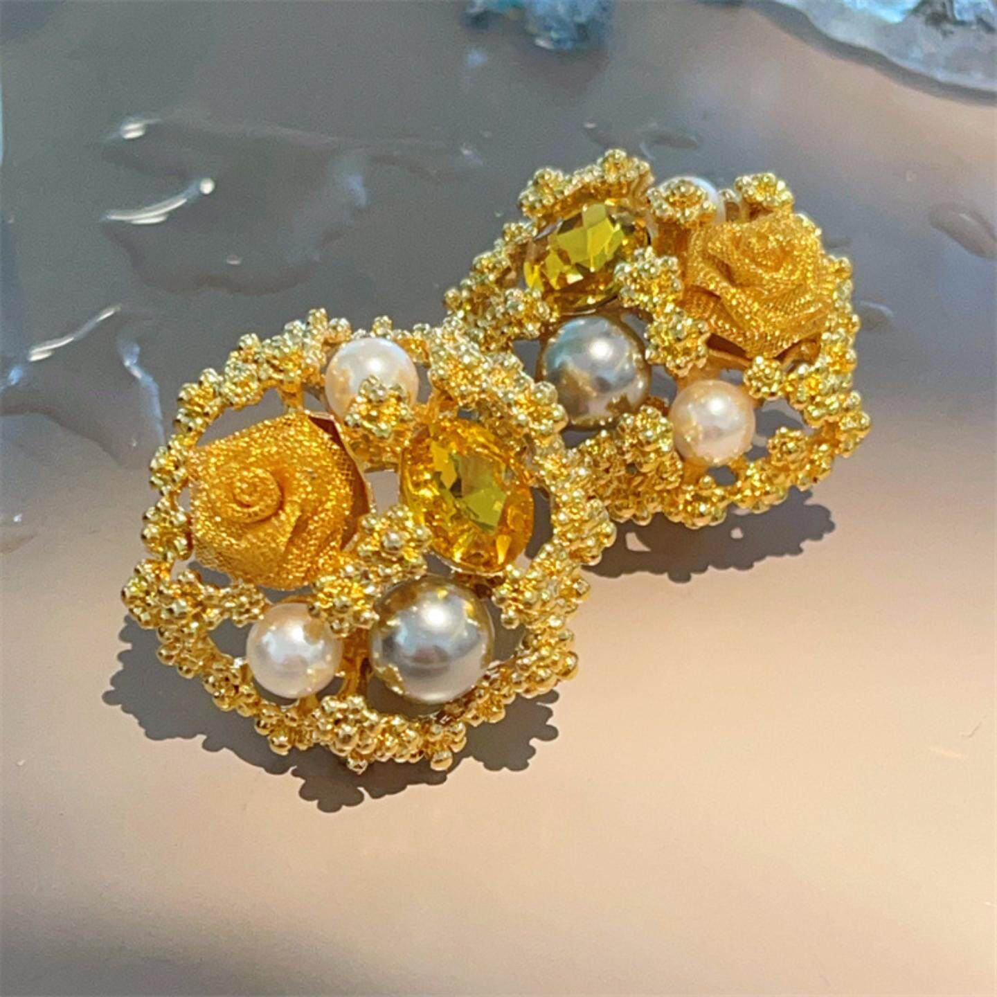 s925银针重工高级感手工款蕾丝玫瑰花朵耳环个性镶珍珠宝石耳钉