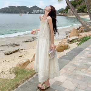 清纯系松弛感白色无袖背心连衣裙女夏温柔风独特绝美度假连身长裙图片
