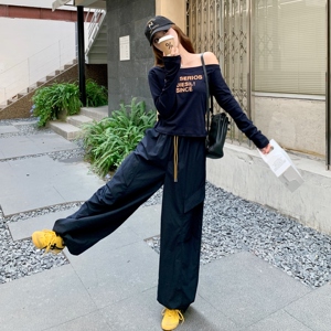 甜酷风穿搭字母印花斜肩卫衣套装女秋季2025新款休闲阔腿裤两件套图片