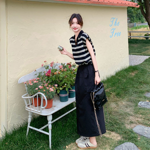 韩系学院风休闲套装裙女2025年夏季新款韩系条纹上衣半身裙两件套,条纹裙如何搭配图片大全图片