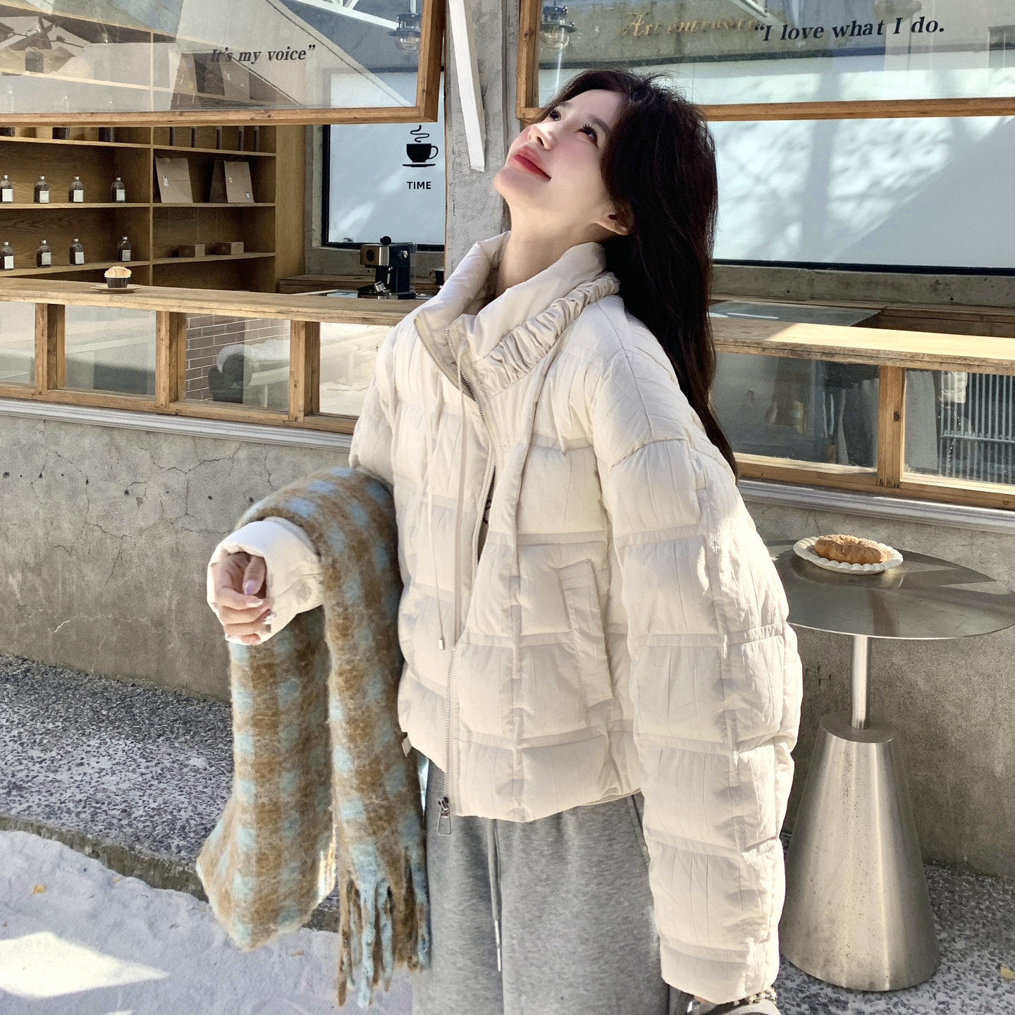 【现货】90白鸭绒设计感褶皱抽绳立领羽绒服157-3318-P295K438，女装羽绒服，浙宝157（原165A）