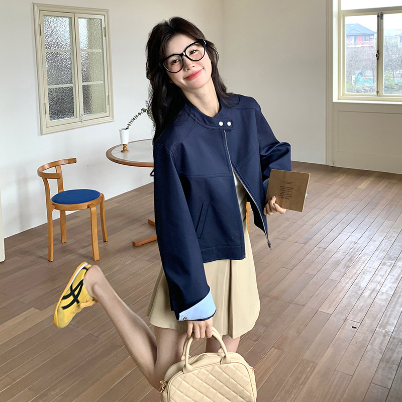 甜酷风休闲短外套外套女春秋2025新款小个子藏青色上衣别致超好看,女装短外套,丽人依阁