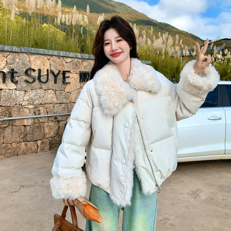 2571kp325k478白色短款羽绒服女冬季保暖宽松小个子毛领外套,女装羽绒服,丽人依阁 2571kp325k478白色短款羽绒服女冬季保暖宽松小个子毛领外套,女装羽绒服,丽人依阁