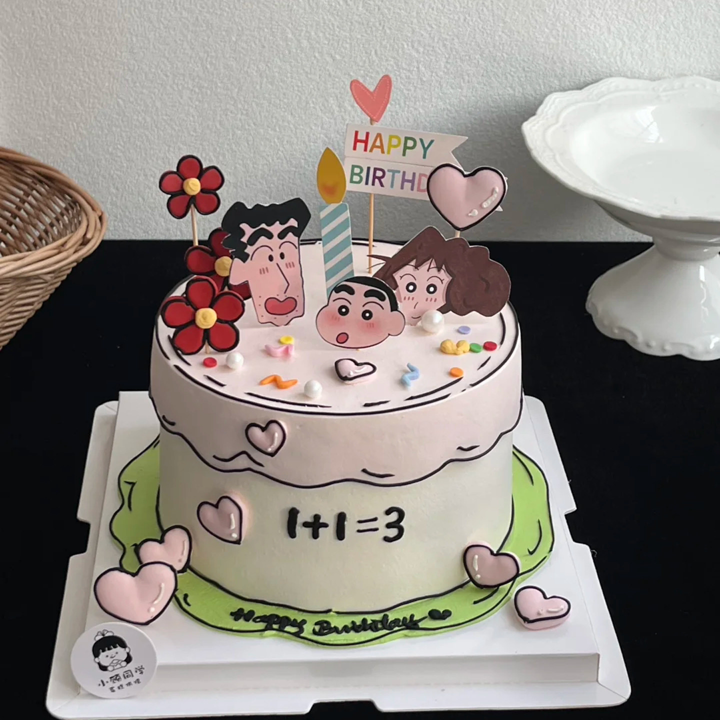 网红新款蜡笔小新蛋糕装饰小新一家插牌儿童卡通生日甜品台插件
