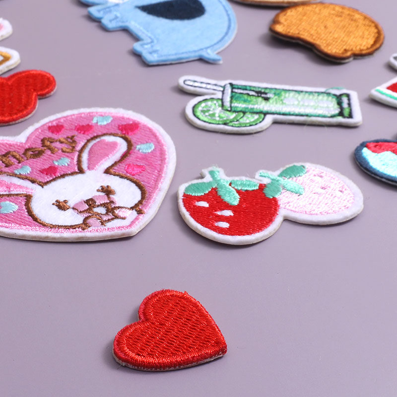 补丁布料手缝粘衣服上的破洞图案缝补刺绣贴花粘贴绣花可爱卡通大