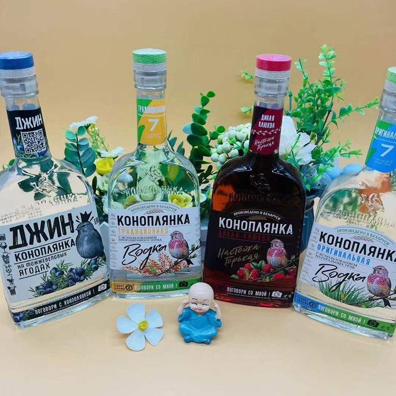 小鸟红雀伏特加杜松子蔓越莓白俄罗斯进口果味洋酒白酒Vodka基酒