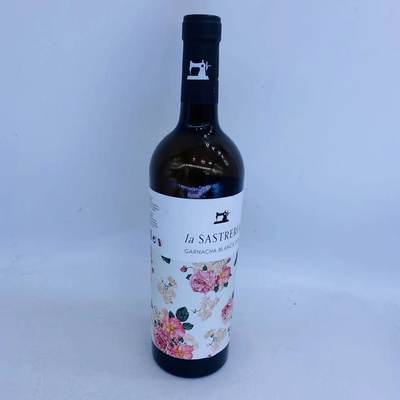 LA SASTRERIA GARNACHA BLANC  PRODUCT OF SPAIN